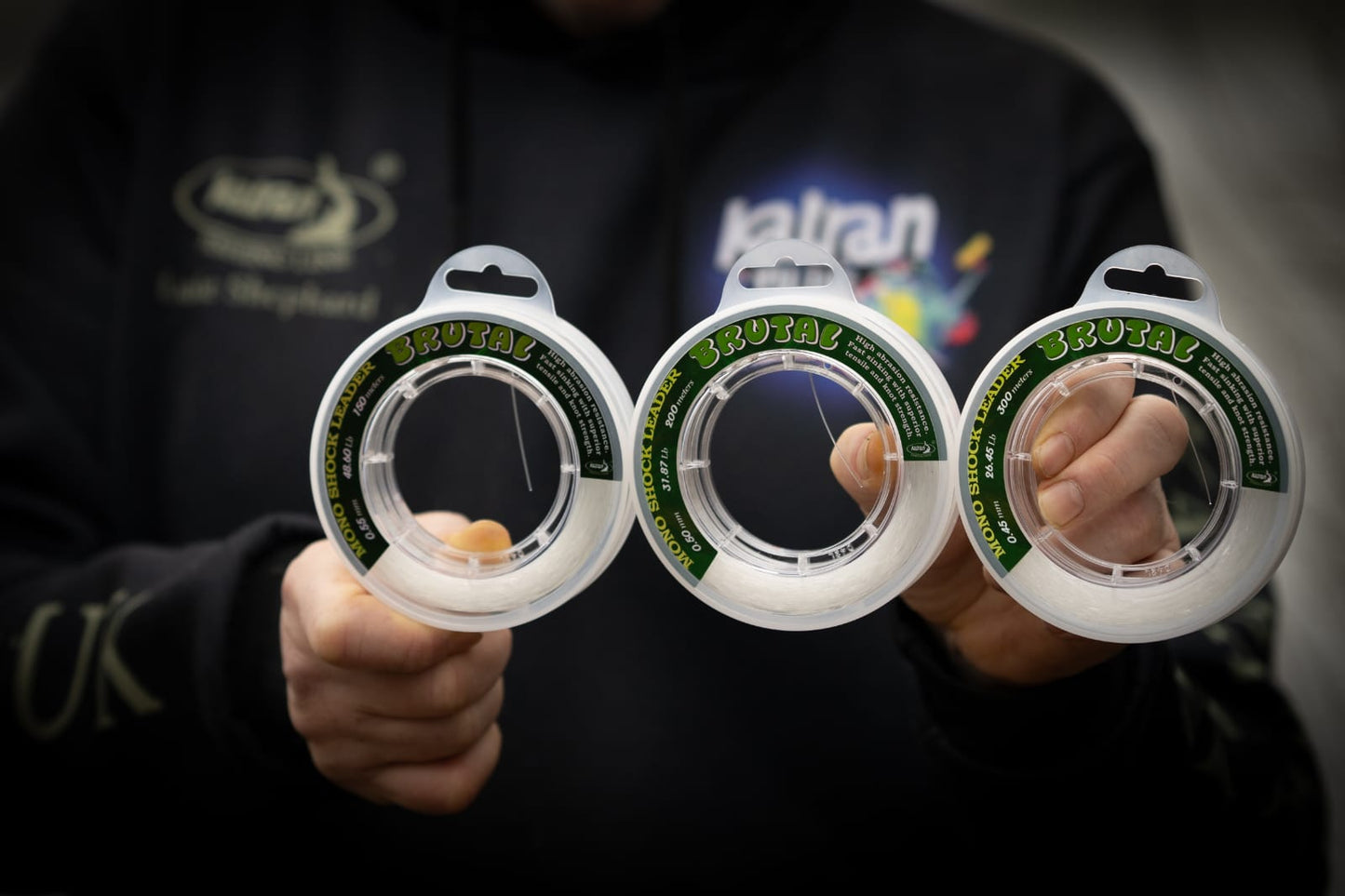 Mono shock leader Brutal 0.45mm 38.6lb-17,5kg(300m)